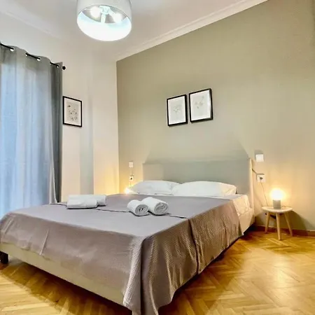 Apartment Stylish Spacious Apt At The Centre Of Monastiraki *