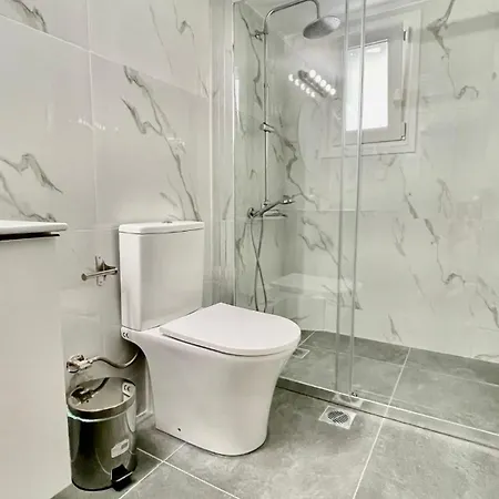 Apartment Stylish Spacious Apt At The Centre Of Monastiraki *
