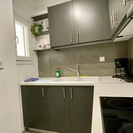 Apartment Stylish Spacious Apt At The Centre Of Monastiraki Athens